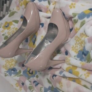 Worthington Women's Nude Pumps